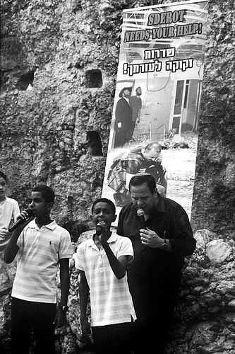 koncerforsderot4txt.jpg